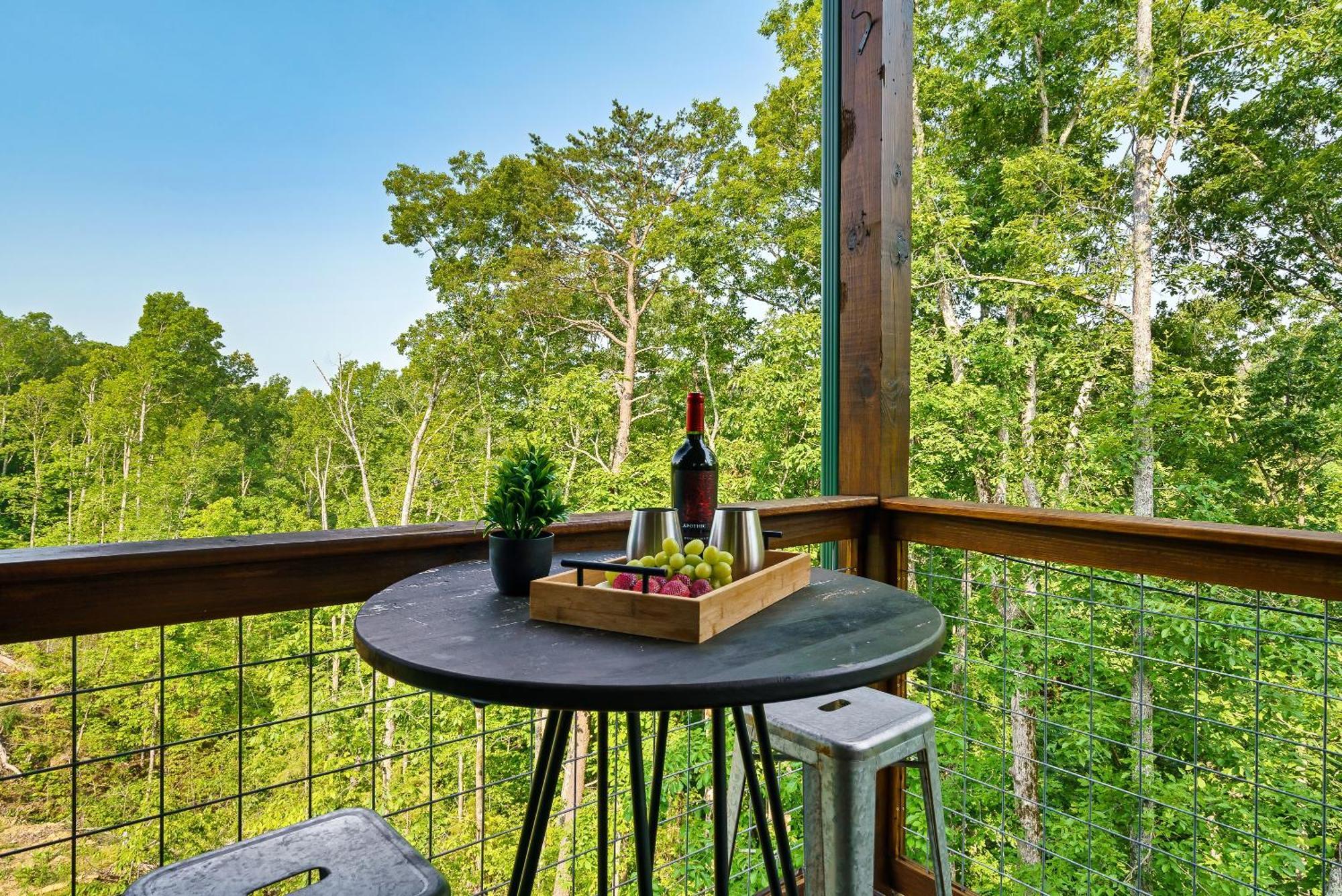 Spring Sale! Indoor Pool, Pet Stays Free, Movie, Hottub Sevierville Extérieur photo