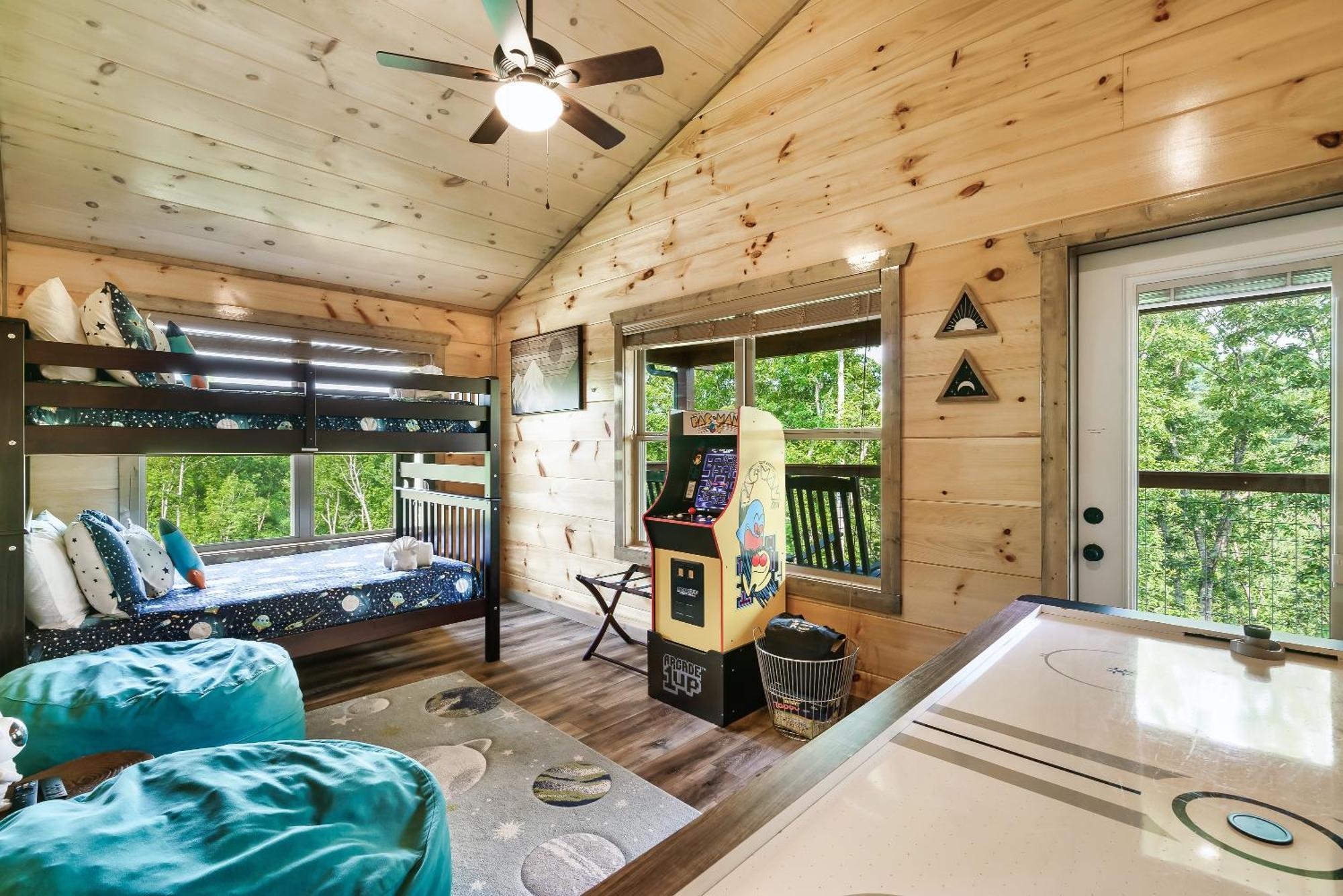 Spring Sale! Indoor Pool, Pet Stays Free, Movie, Hottub Sevierville Extérieur photo