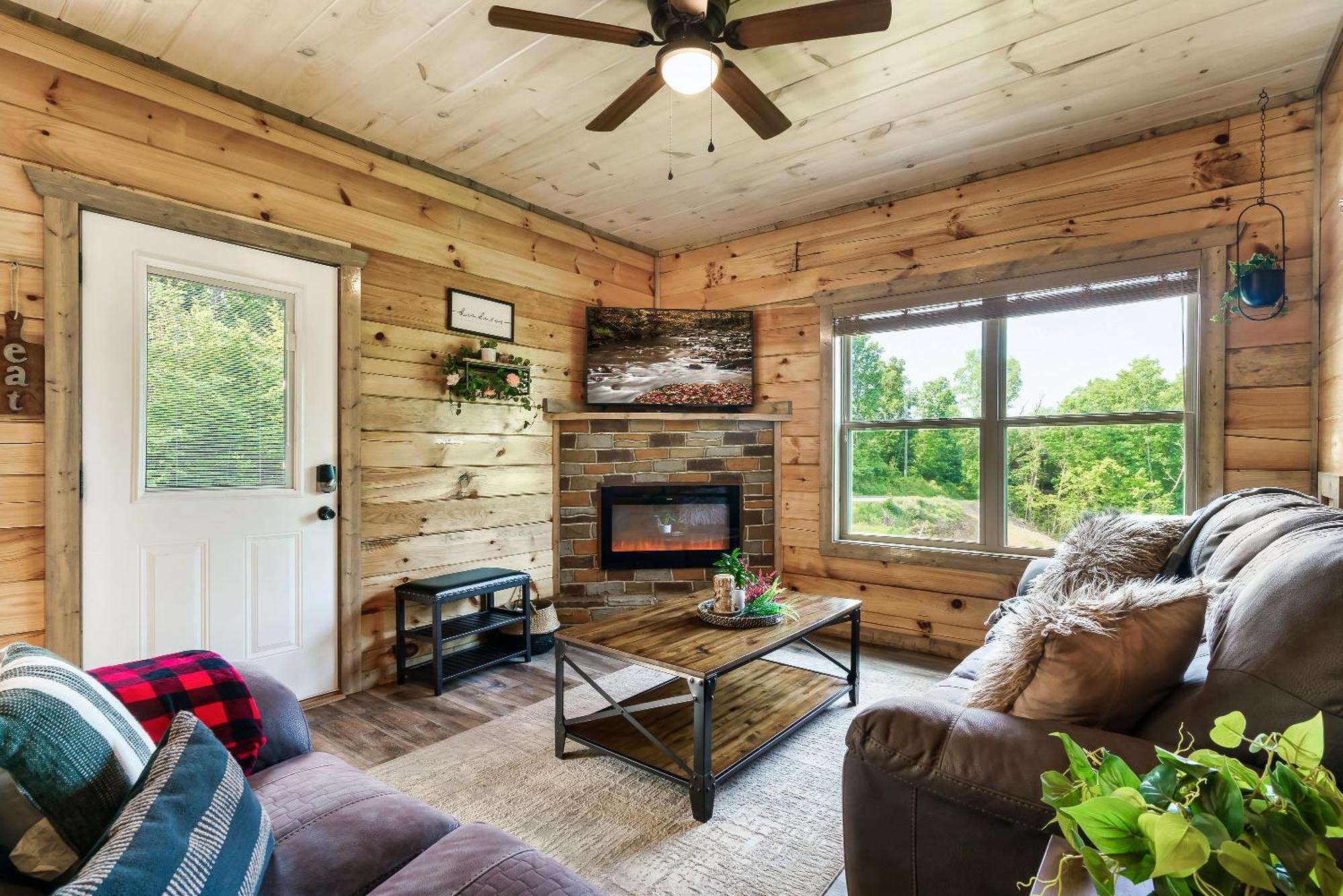 Spring Sale! Indoor Pool, Pet Stays Free, Movie, Hottub Sevierville Extérieur photo