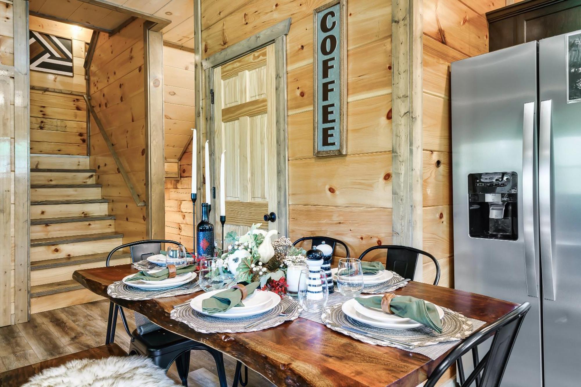 Spring Sale! Indoor Pool, Pet Stays Free, Movie, Hottub Sevierville Extérieur photo
